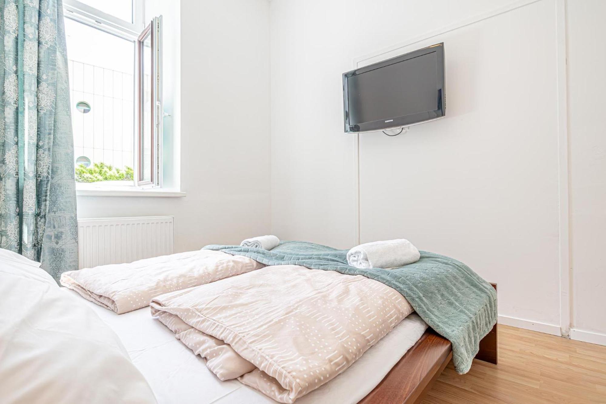 Loevly Shared 6Br With Garden Near Danube & Millenium City Vídeň Exteriér fotografie
