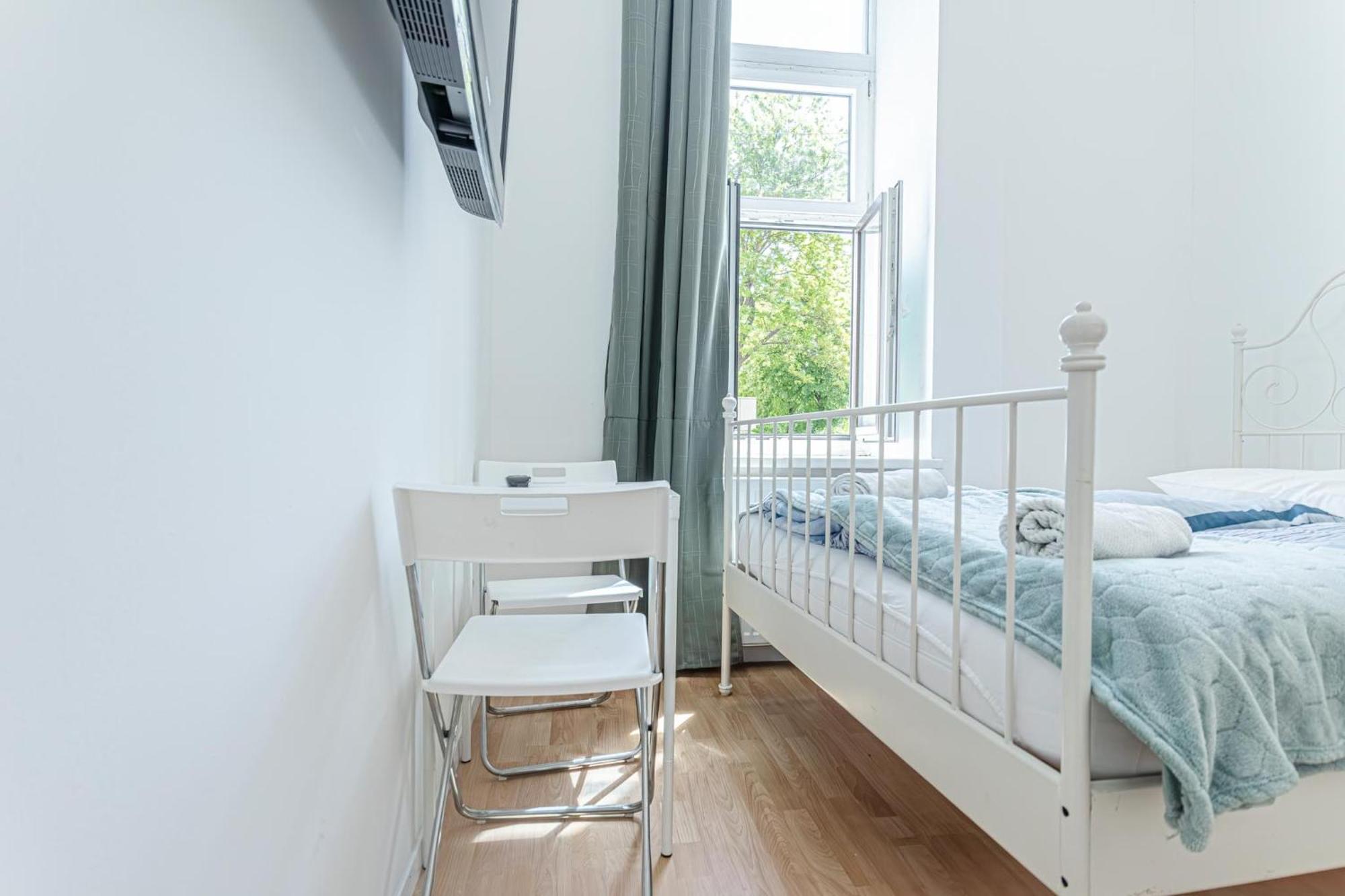 Loevly Shared 6Br With Garden Near Danube & Millenium City Vídeň Exteriér fotografie
