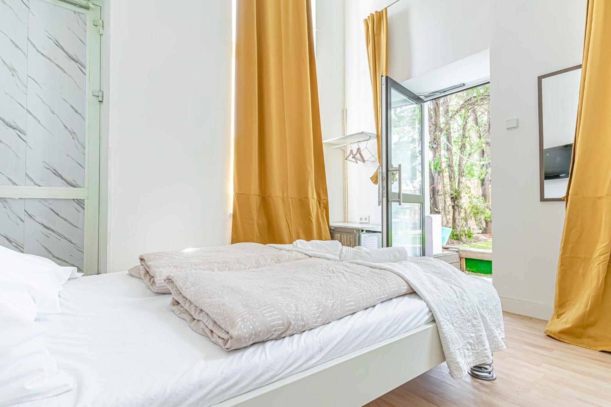 Loevly Shared 6Br With Garden Near Danube & Millenium City Vídeň Exteriér fotografie
